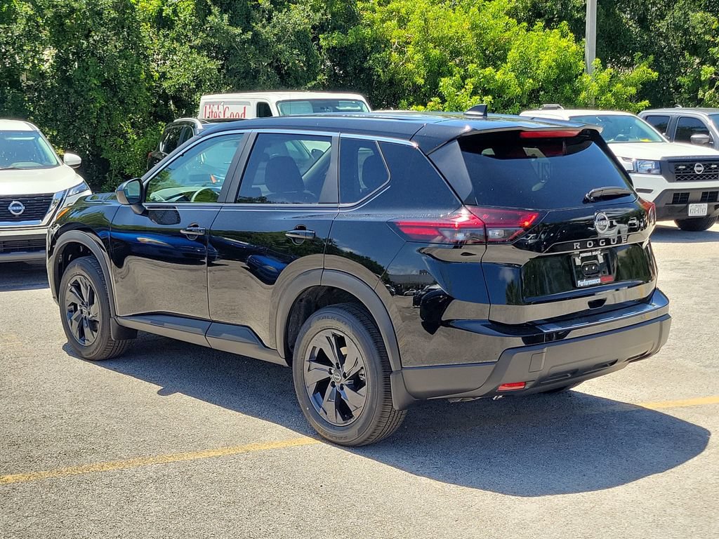 New 2026 Nissan Rogue SV w/ Cold Weather Package FWD image 5