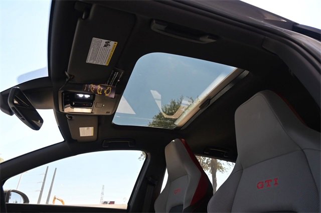 New 2025 Volkswagen GTI SE image 19