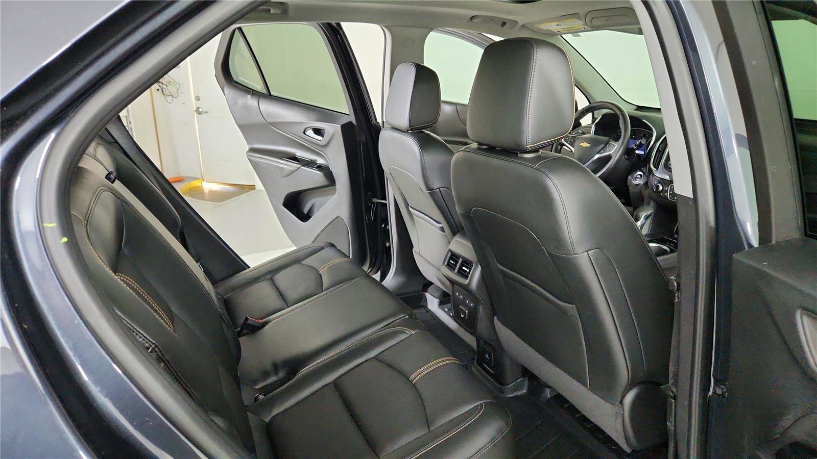 Used 2022 Chevrolet Equinox Premier image 25