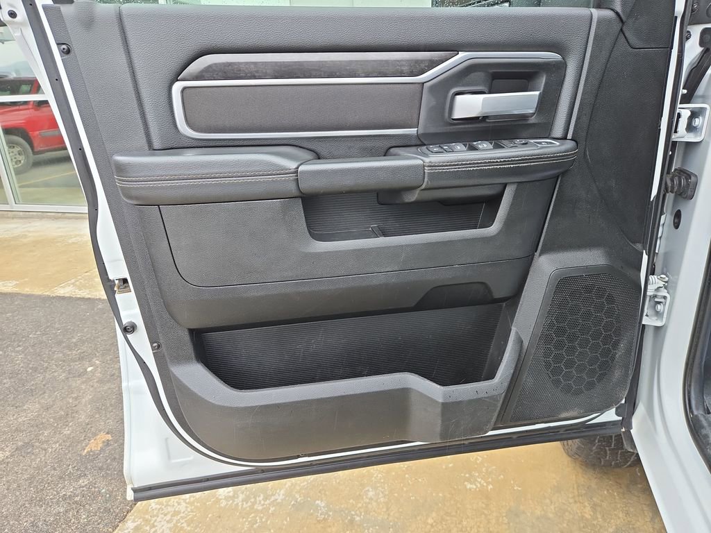 Used 2024 RAM 3500 SLT w/ Quick Order Package 2YG SLT image 12