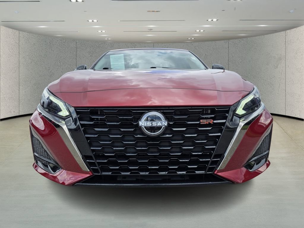 Used 2025 Nissan Altima 2.5 SR image 8