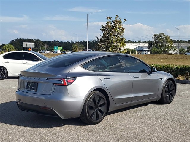 Used 2025 Tesla Model 3 Long Range image 4
