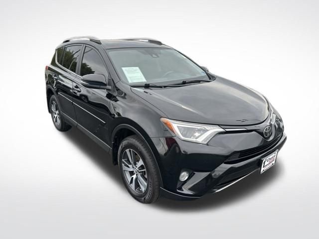 Used 2018 Toyota RAV4 XLE w/ Plus Extra Value Package AWD/4WD image 7