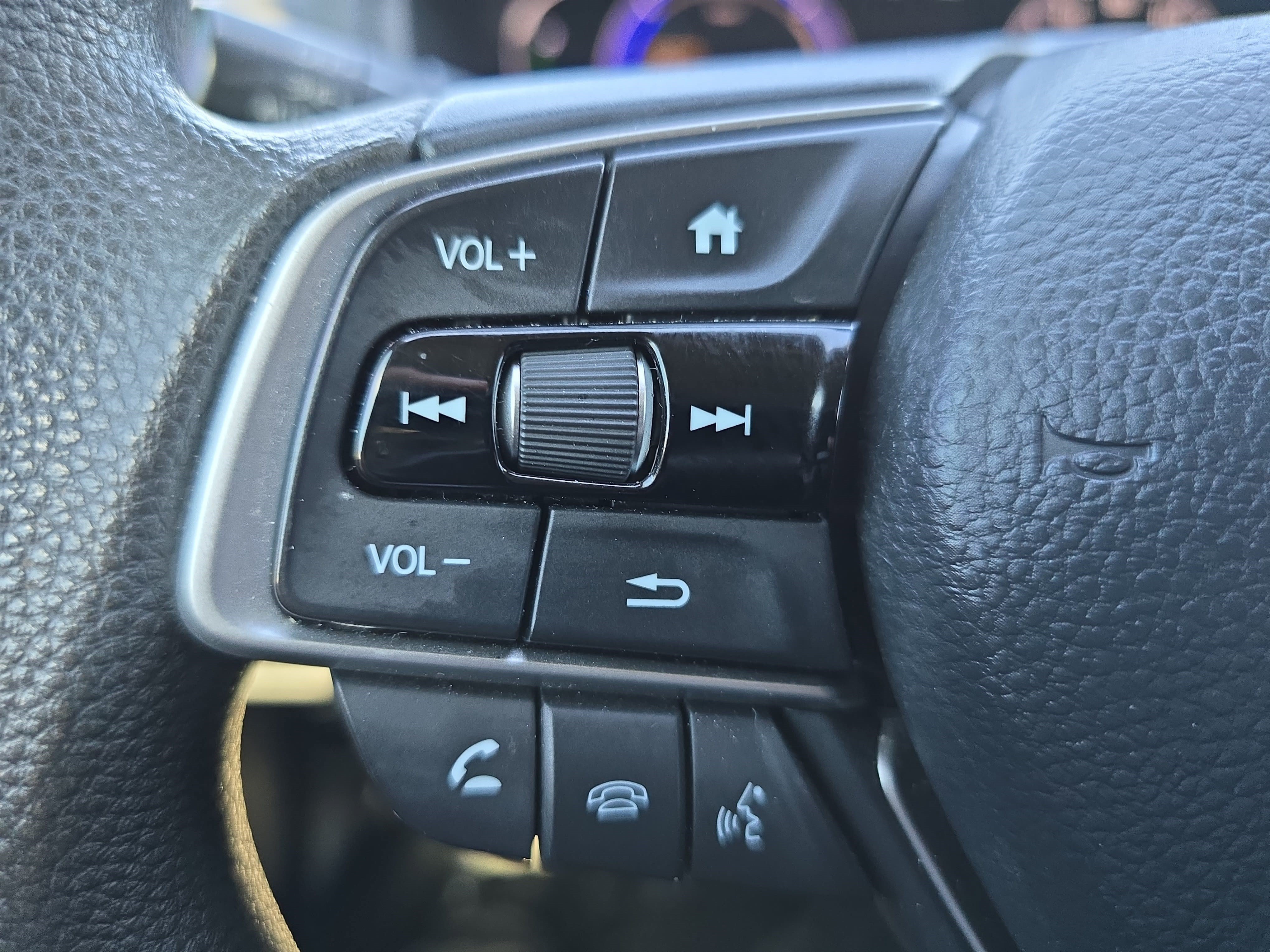 Used 2020 Honda Accord EX image 16