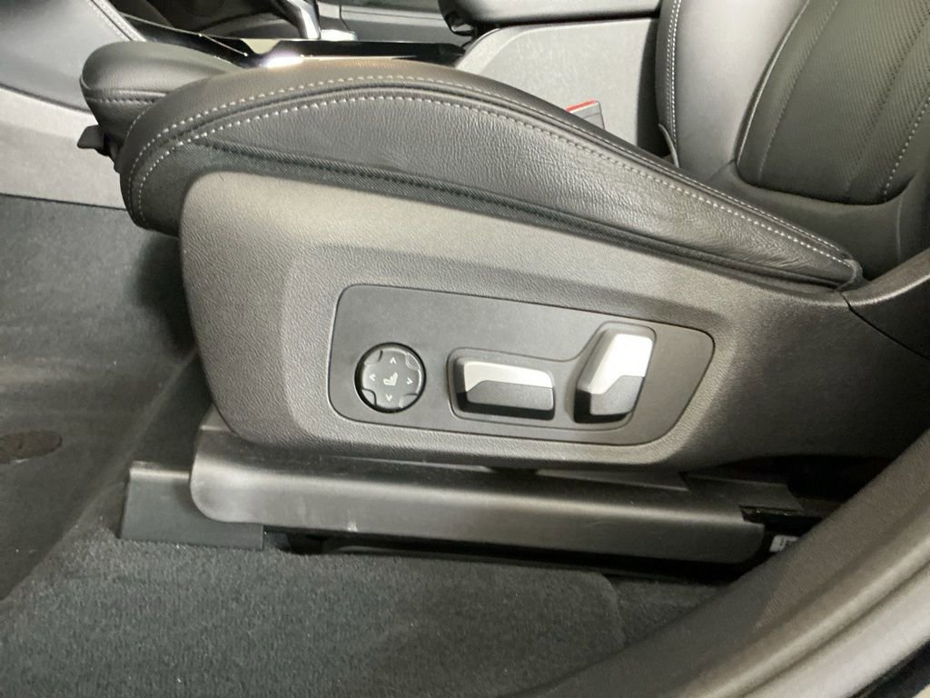 Certified 2022 BMW X4 xDrive30i w/ Premium Package 2 image 26