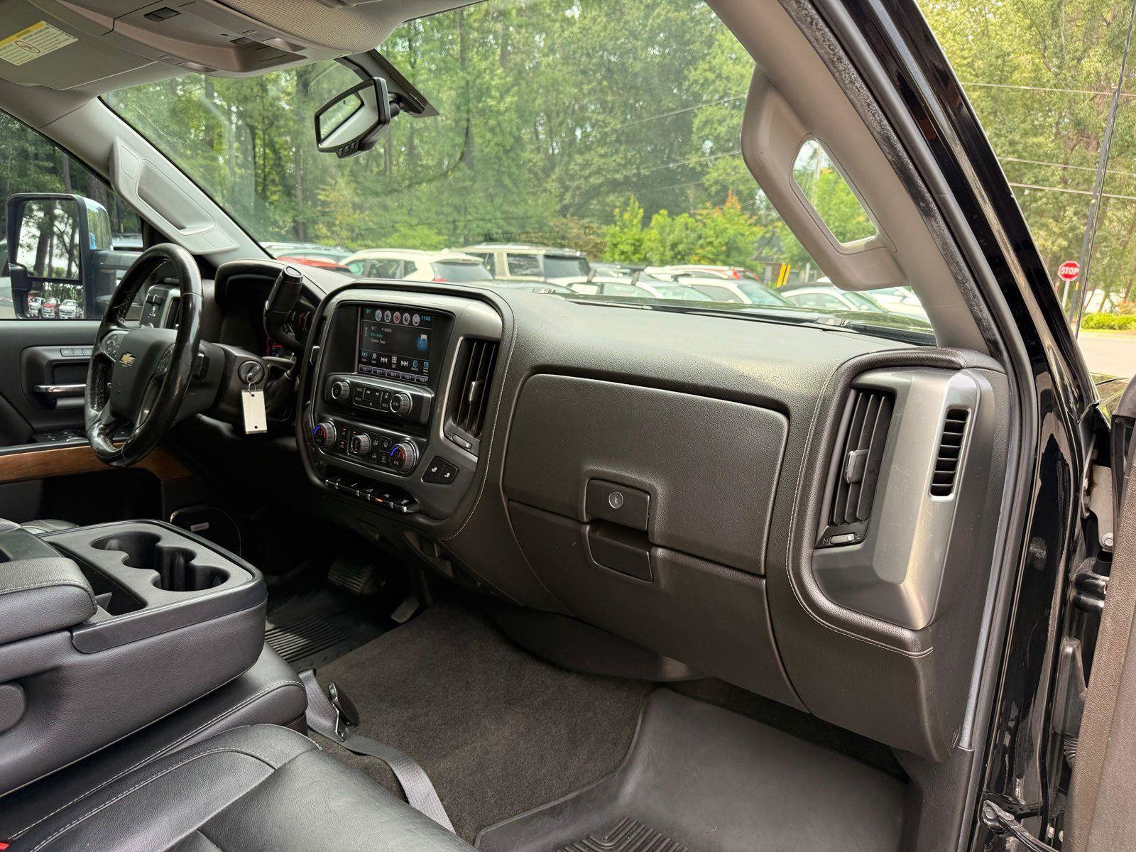 Used 2018 Chevrolet Silverado 2500 LTZ w/ Duramax Plus Package AWD/4WD image 20