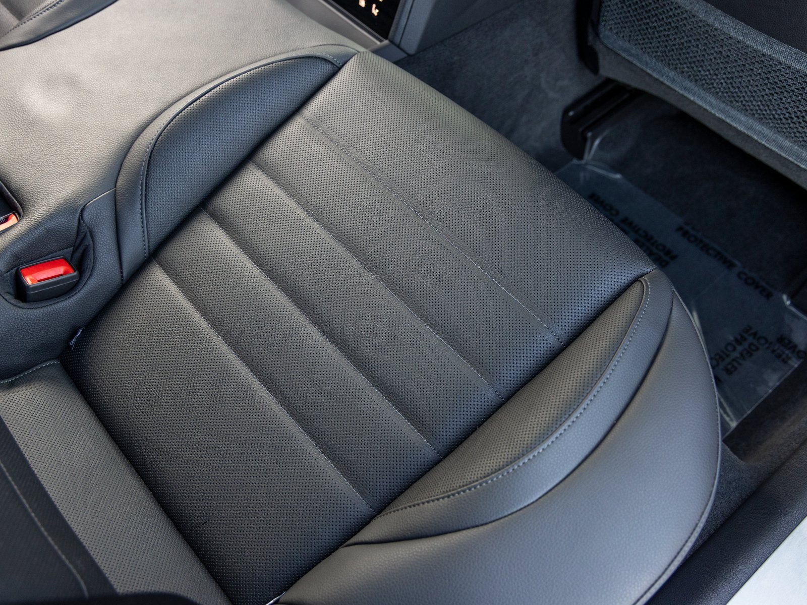 Used 2024 Porsche Panamera 4 image 42