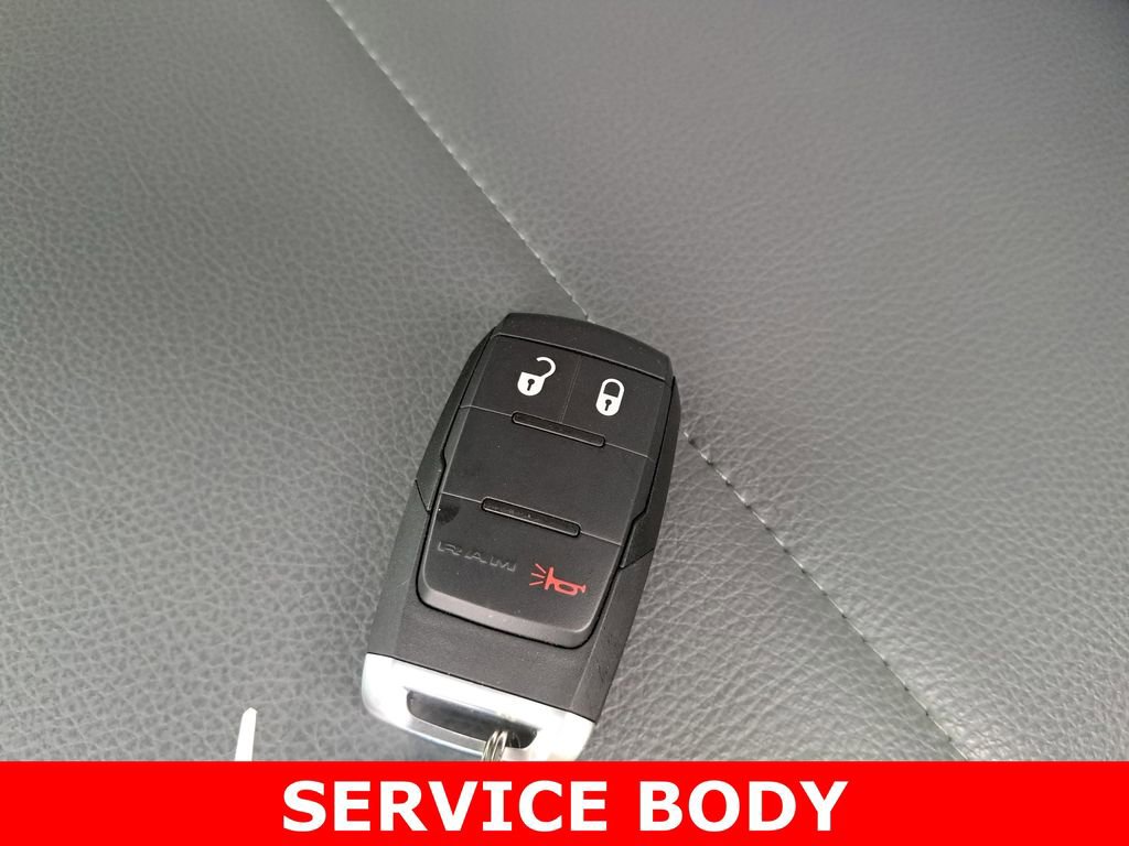 Used 2024 RAM 2500 Tradesman w/ Chrome Appearance Group image 34