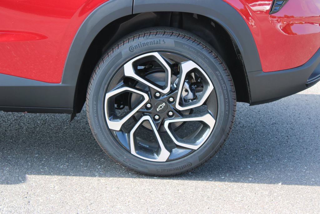 New 2026 Chevrolet Trax RS w/ Driver Confidence Package FWD image 19