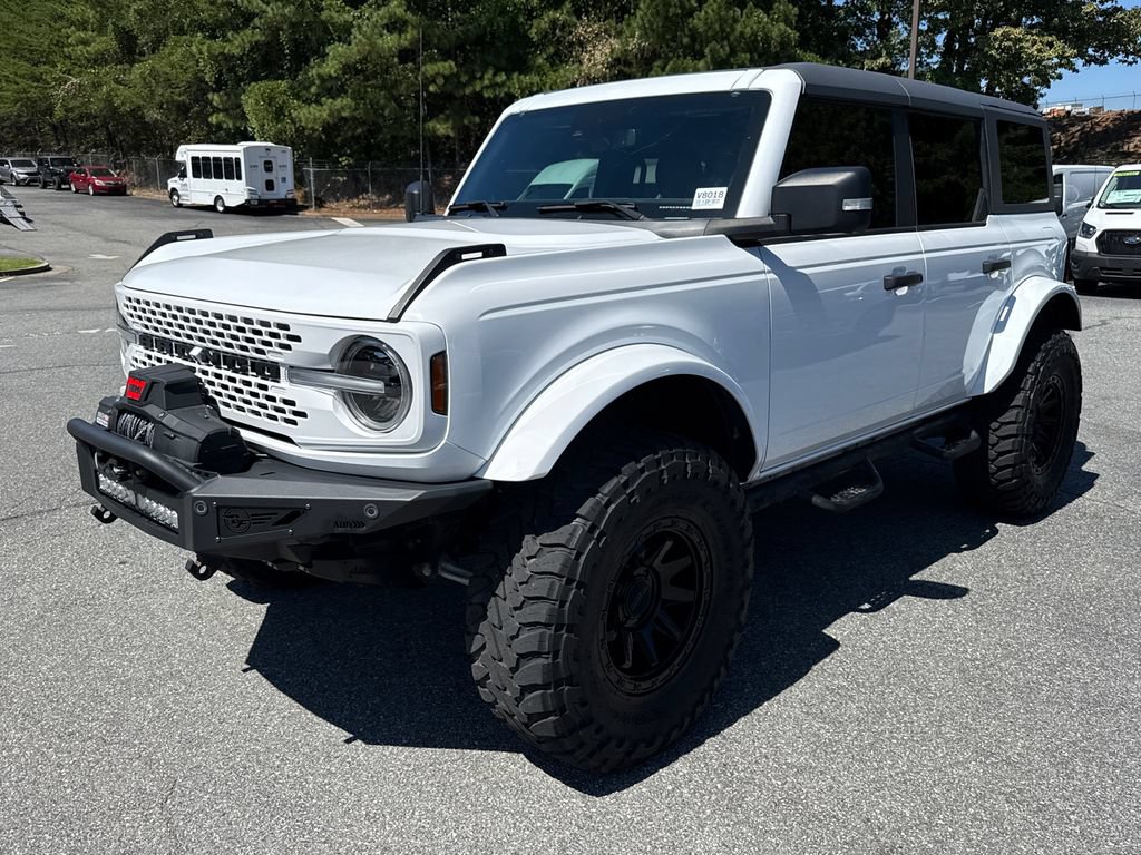 Used 2023 Ford Bronco Badlands w/ Sasquatch Package AWD/4WD image 3