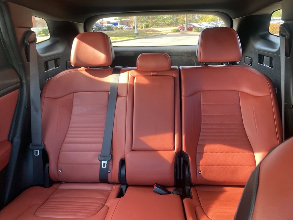 Used 2024 Kia Sportage SX image 32