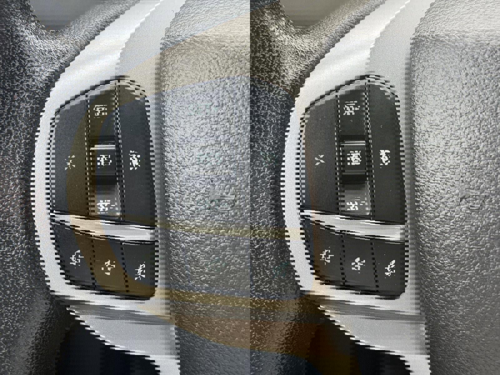 Used 2022 Ford Explorer XLT w/ Class IV Trailer Tow Package image 17