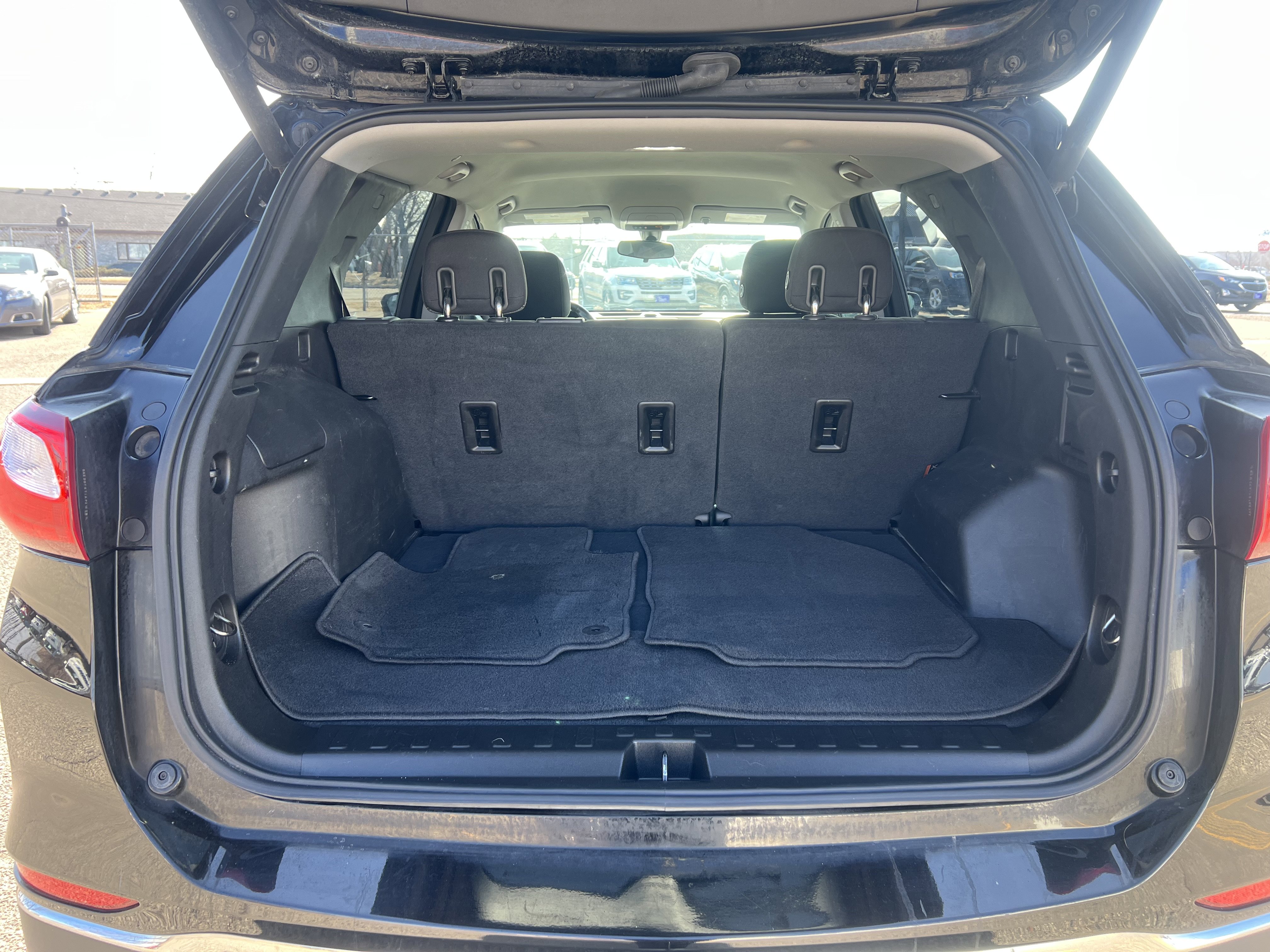 Used 2019 Chevrolet Equinox LT image 11