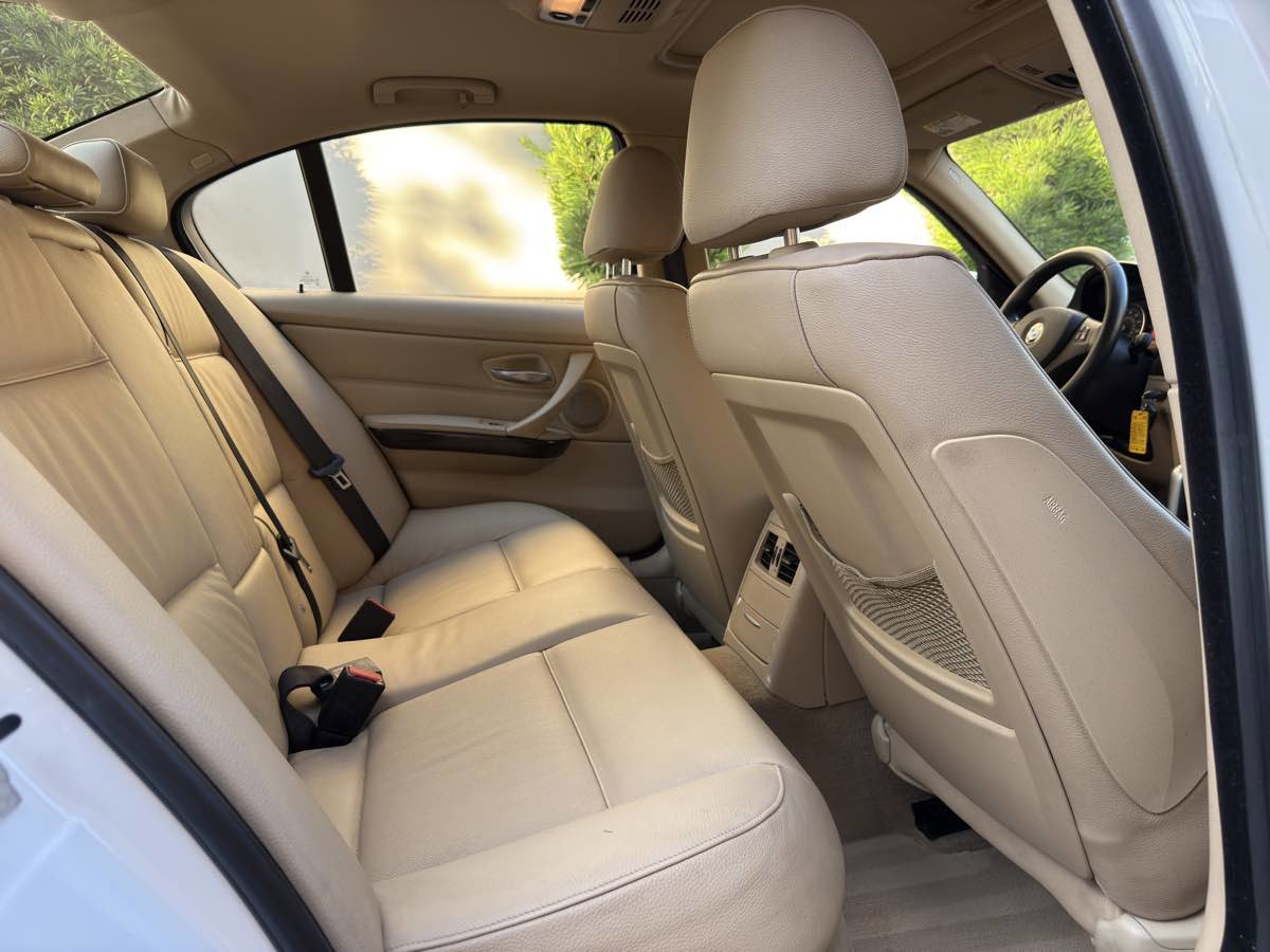 Used 2006 BMW 330i Sedan image 58