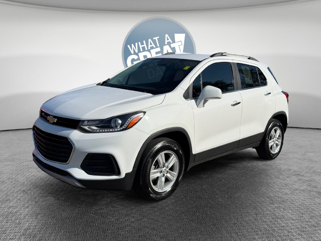 Used 2020 Chevrolet Trax LT w/ LT Convenience Package AWD/4WD image 8