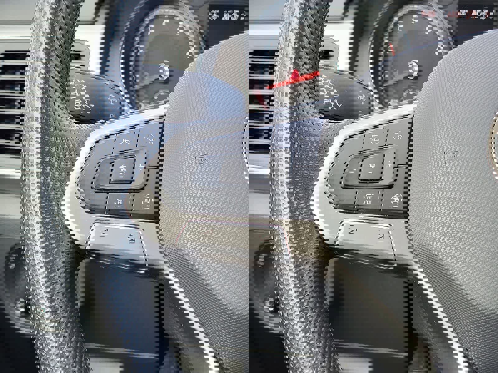 Used 2021 Volkswagen Atlas SE image 15