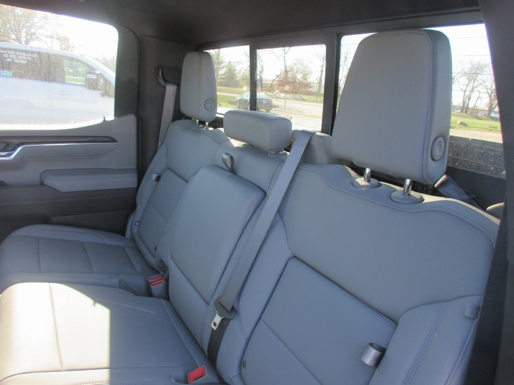 New 2026 GMC Sierra 1500 SLT w/ SLT Premium Plus Package image 15