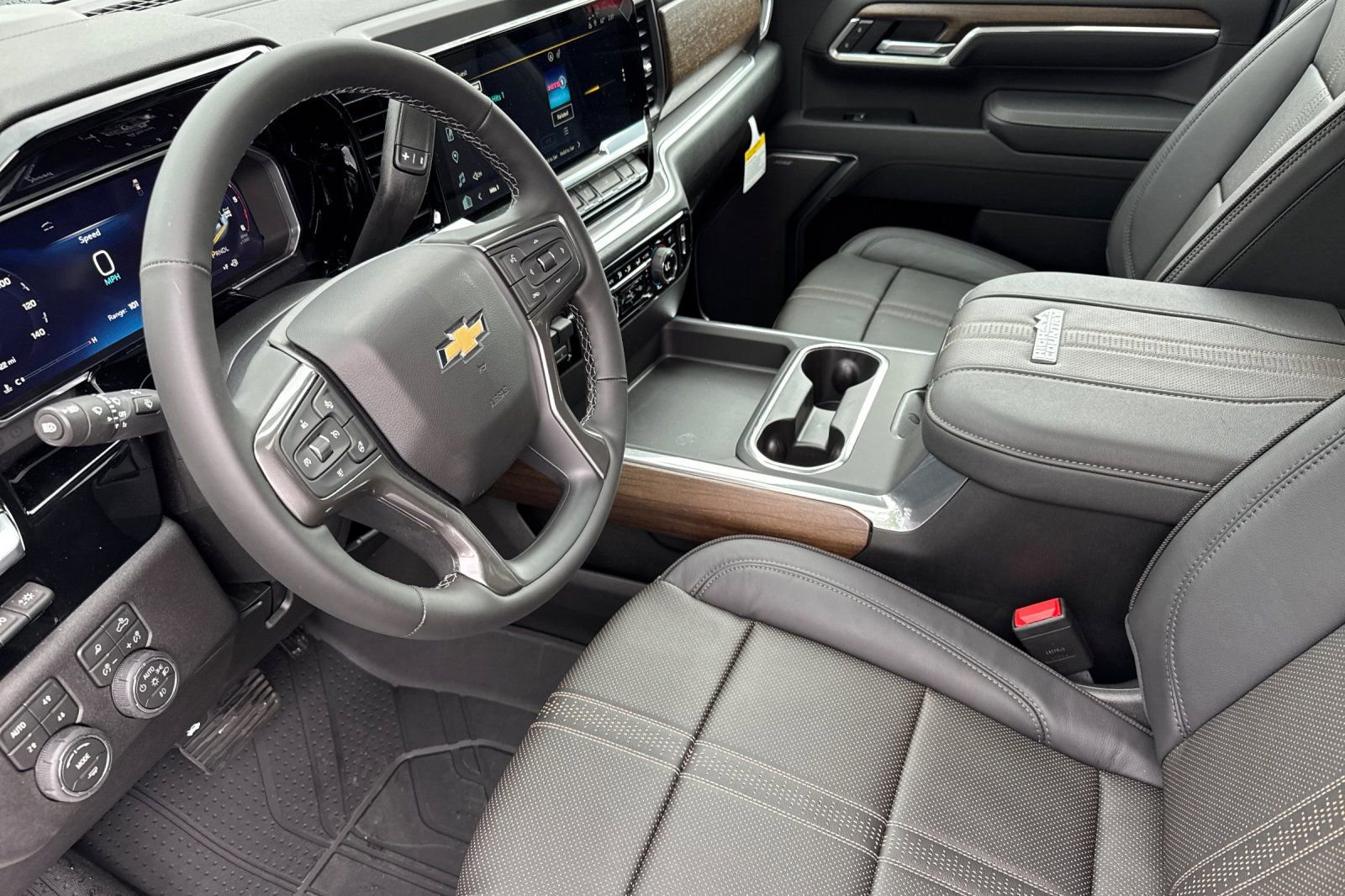 New 2026 Chevrolet Silverado 3500 High Country w/ Technology Package image 9