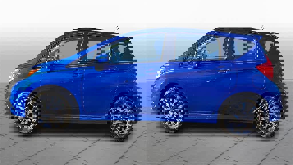 Used 2015 Nissan Versa Note SR w/ SR Convenience Package image 5