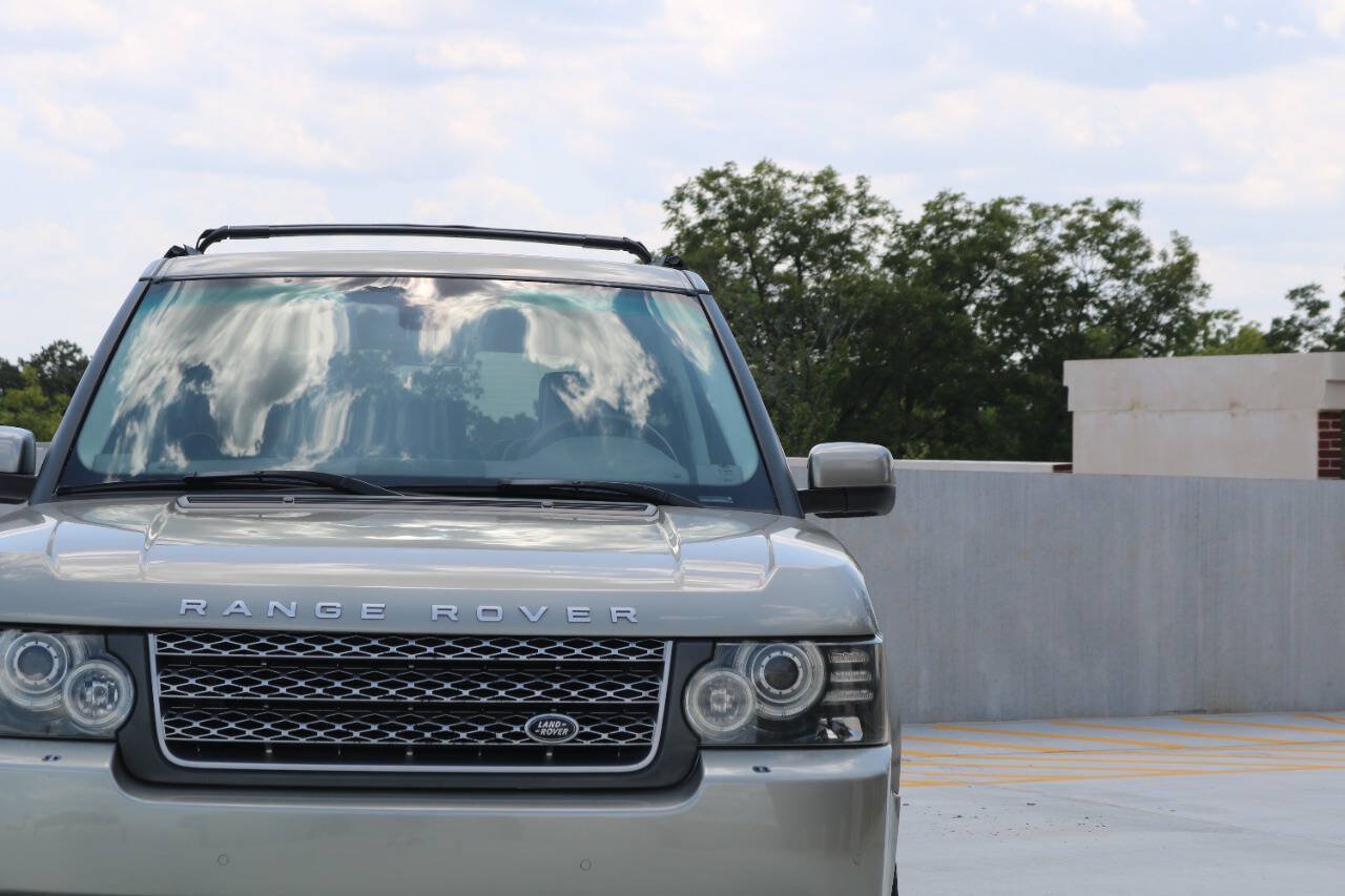 Used 2010 Land Rover Range Rover HSE LUX AWD/4WD image 6