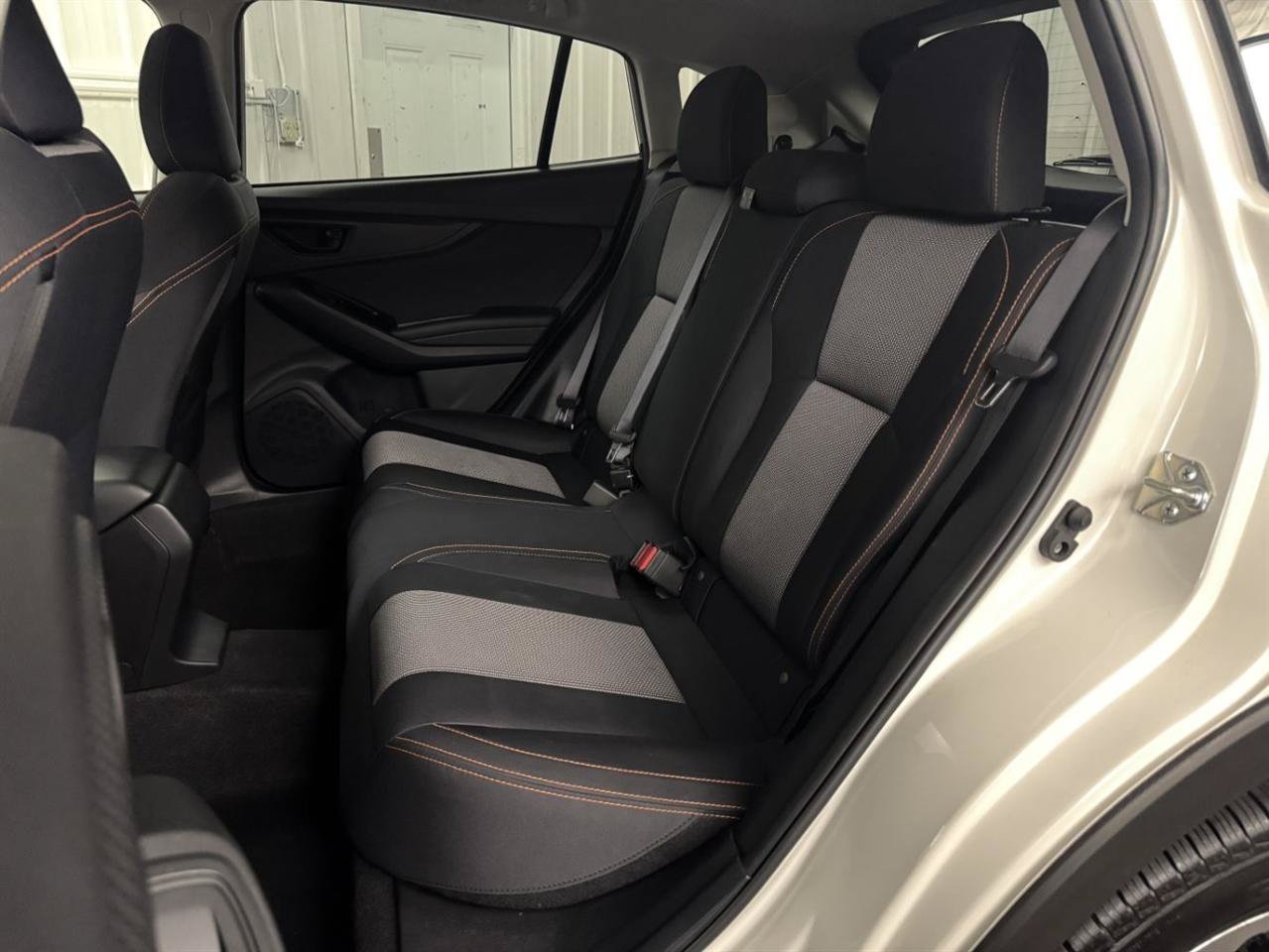Used 2022 Subaru Crosstrek 2.0i Premium w/ Moonroof Package AWD/4WD image 8