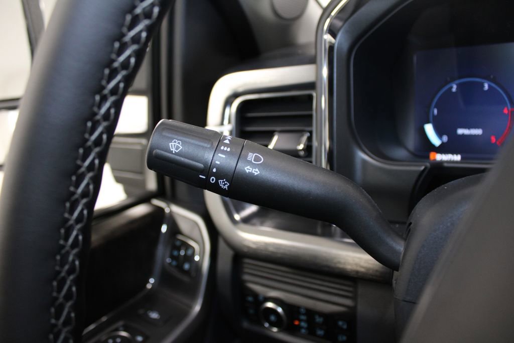 New 2025 Ford F350 Lariat w/ Lariat Ultimate Package image 37