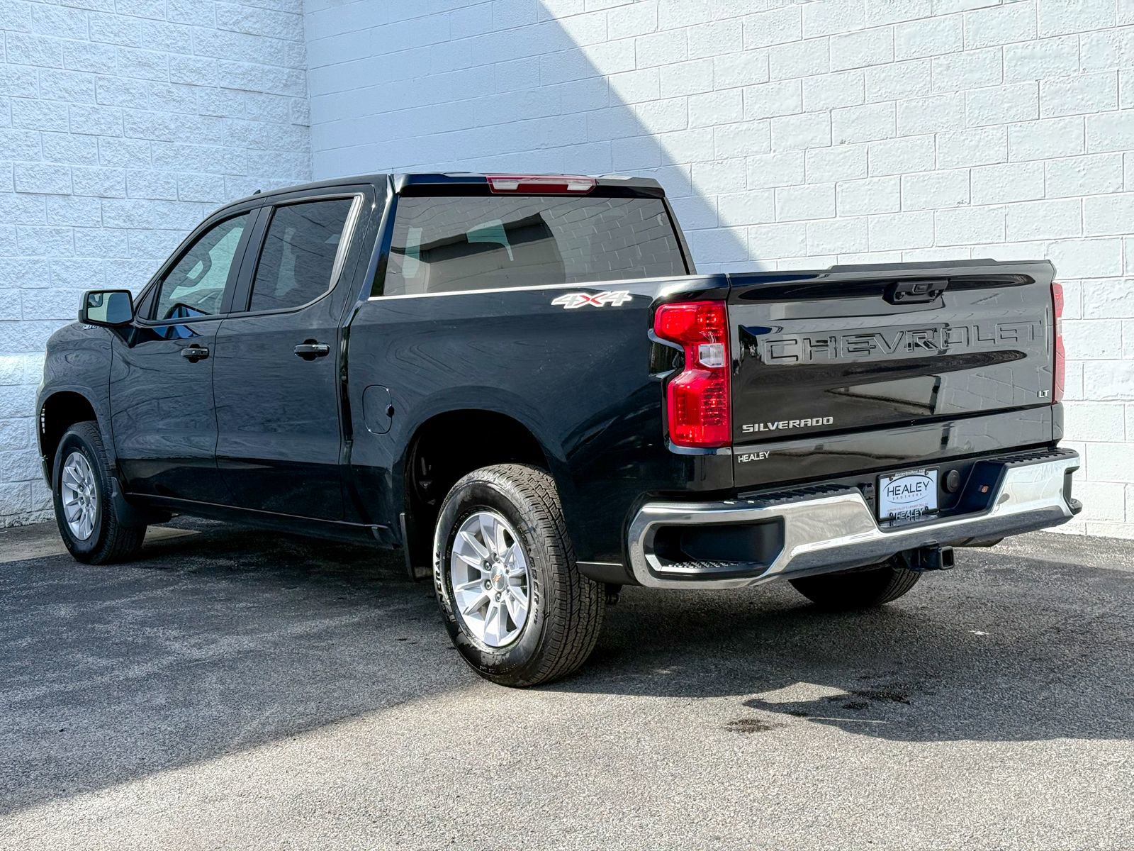 Certified 2026 Chevrolet Silverado 1500 LT AWD/4WD image 6
