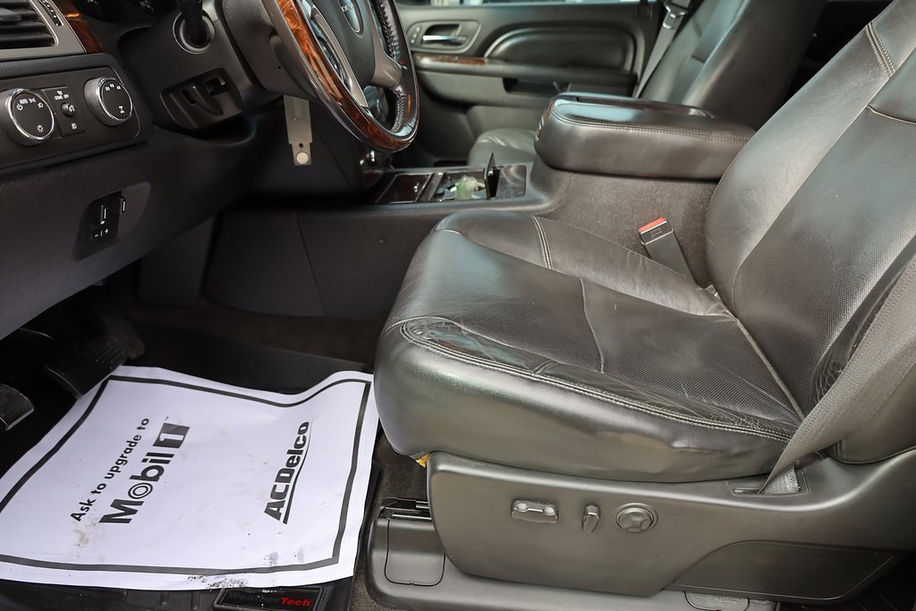 Used 2011 GMC Sierra 3500 Denali image 11