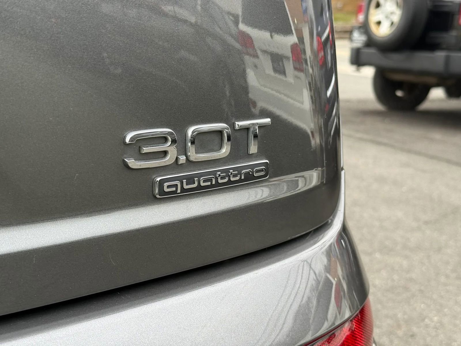 Used 2018 Audi Q7 3.0T Prestige w/ Prestige Package image 7