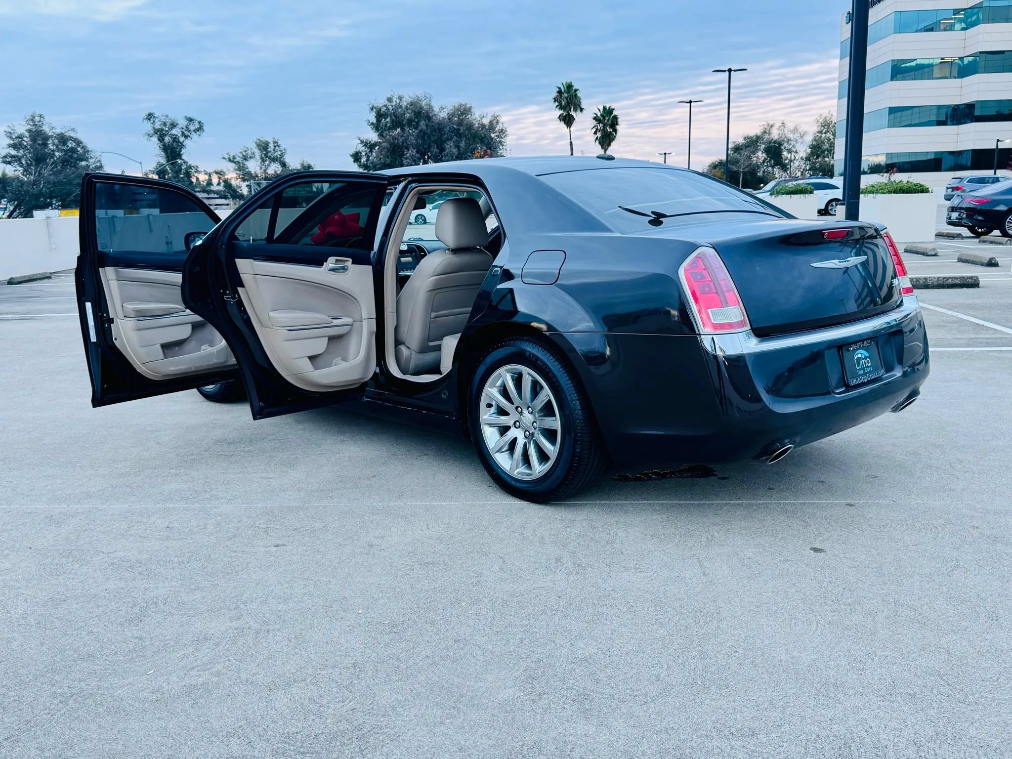 Used 2012 Chrysler 300 Limited RWD image 44