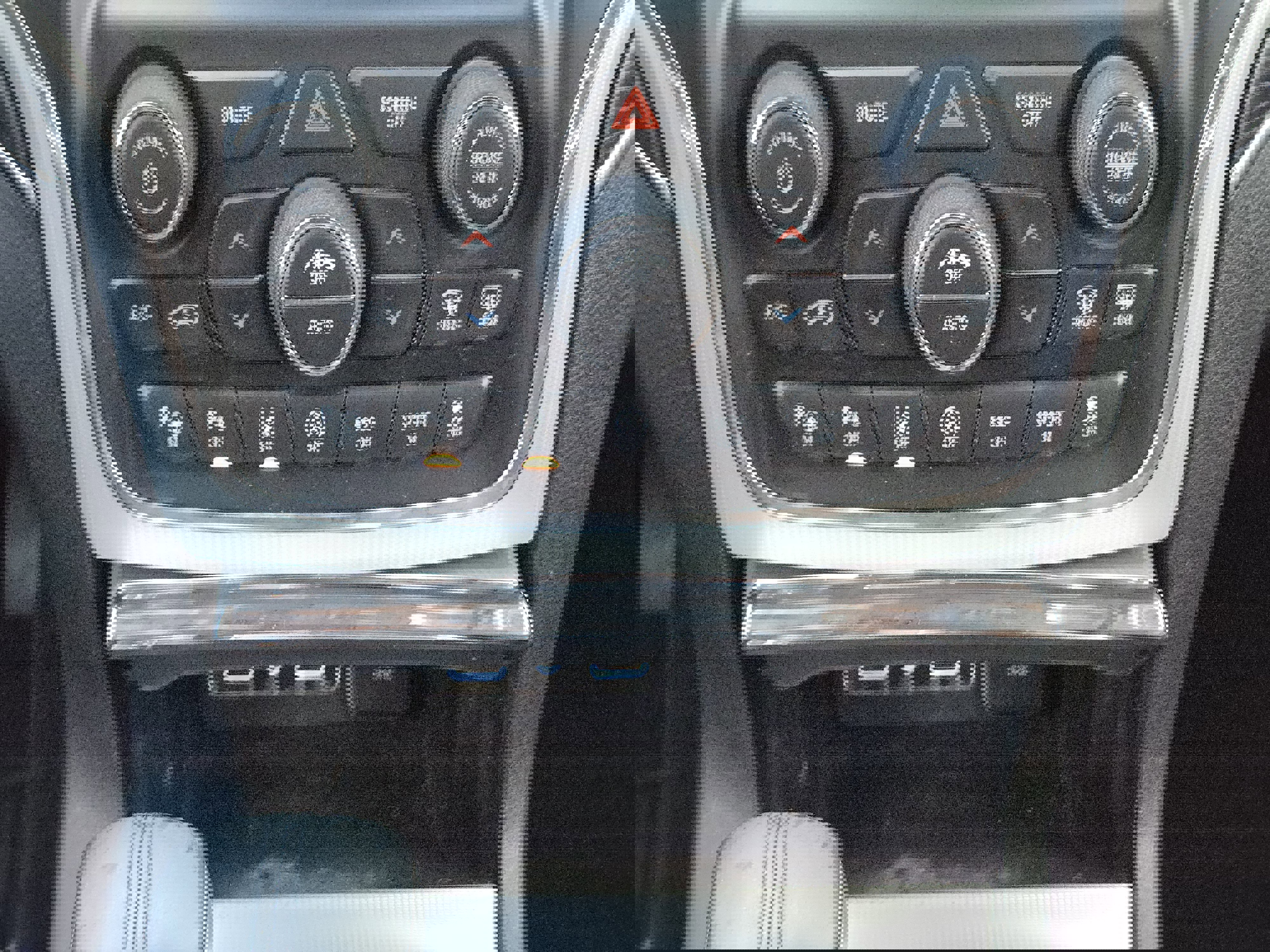 Used 2018 Jeep Grand Cherokee Summit w/ Platinum Series Group image 21