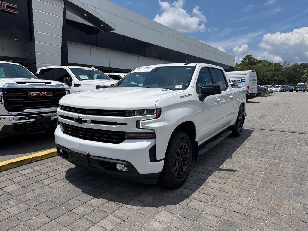Used 2021 Chevrolet Silverado 1500 RST AWD/4WD image 2