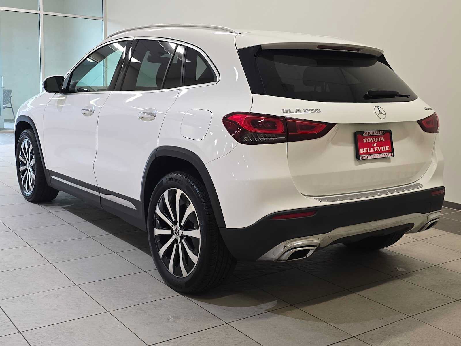 Used 2021 Mercedes-Benz GLA 250 4MATIC image 4