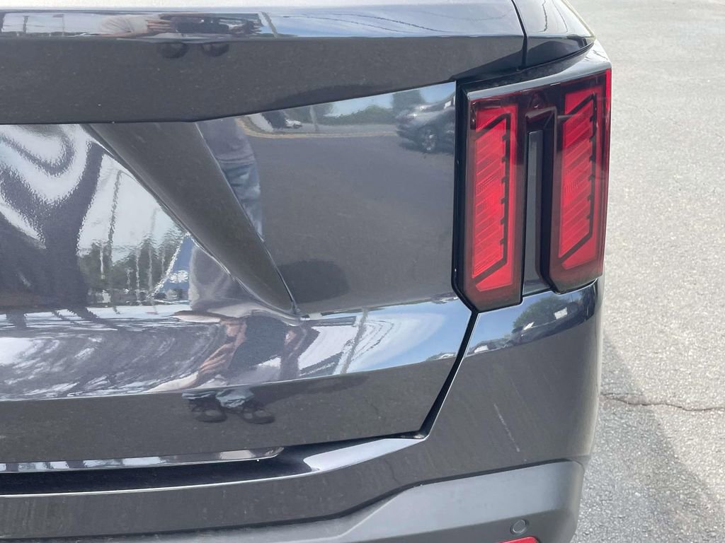 Certified 2025 Kia Sorento EX image 13