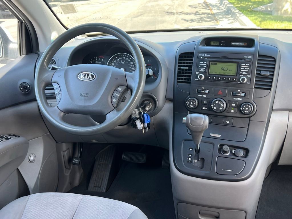 Used 2012 Kia Sedona LX image 20