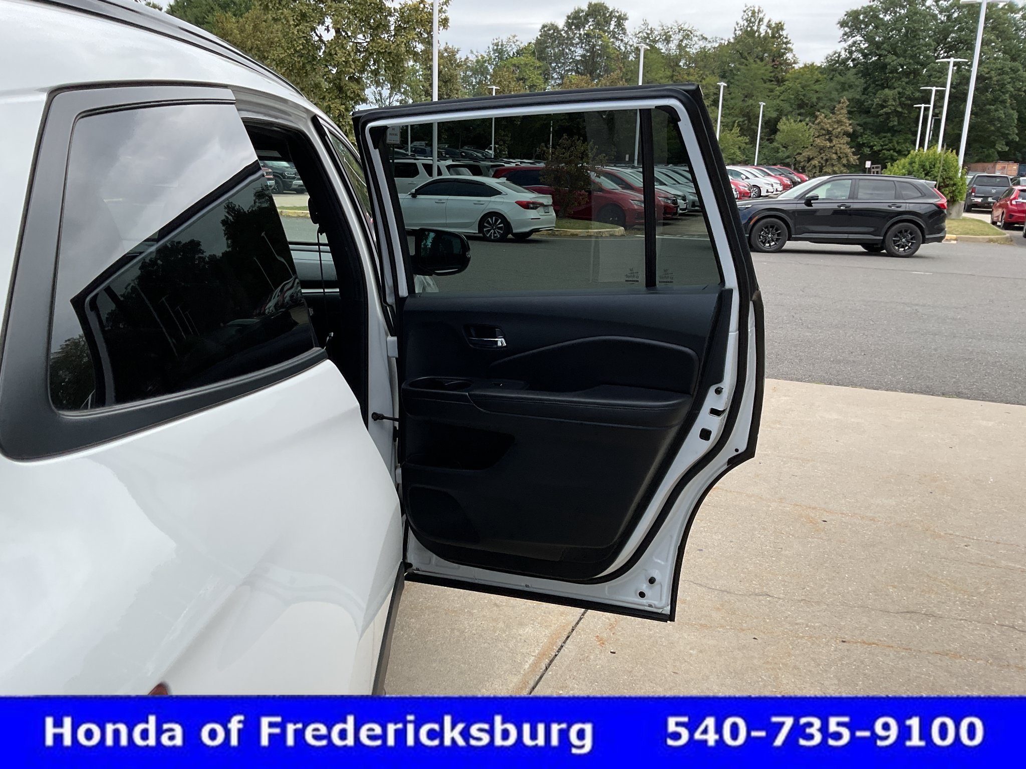 Certified 2022 Honda Pilot Sport image 17