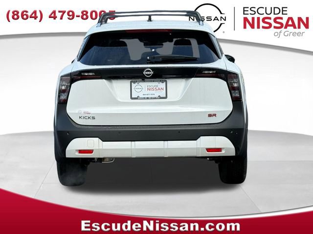 New 2026 Nissan Kicks SR w/ Illumination Package FWD image 4