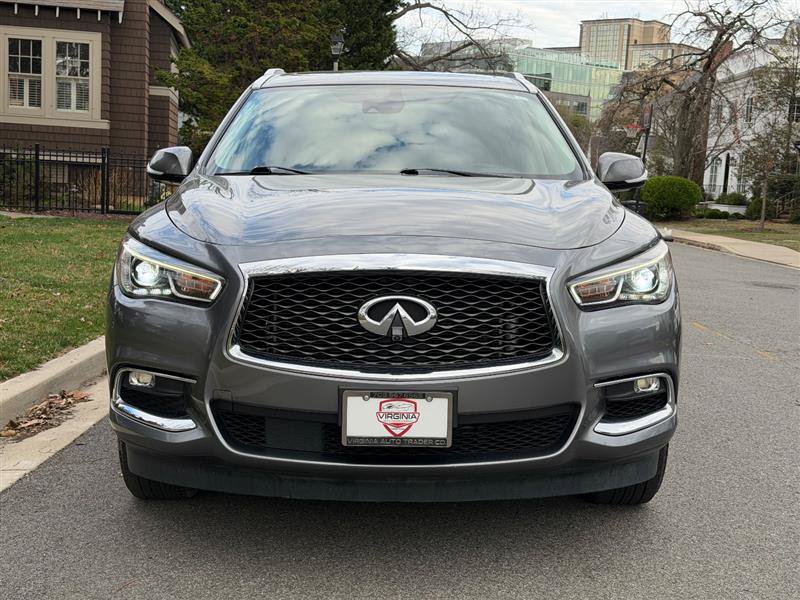 Used 2020 INFINITI QX60 Luxe w/ Essential Package AWD/4WD image 3
