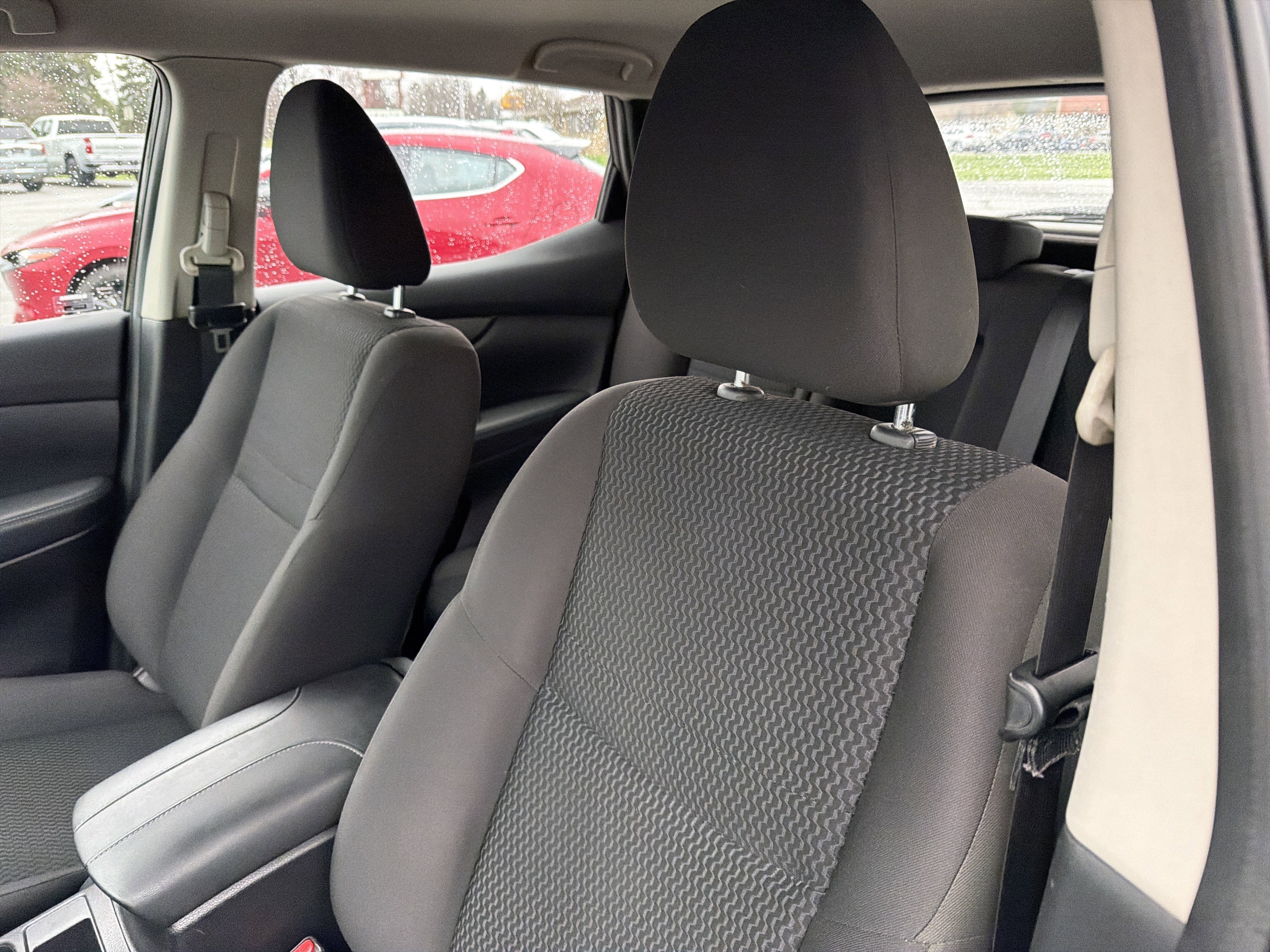 Used 2017 Nissan Rogue Sport S w/ S Appearance Package image 13