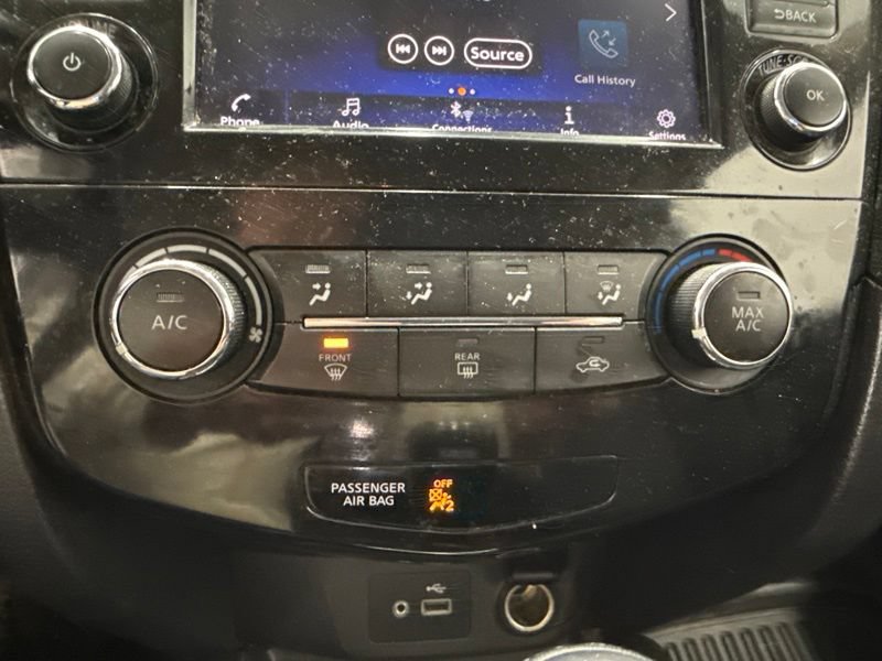 Used 2019 Nissan Rogue S w/ Special Edition Package AWD/4WD image 27