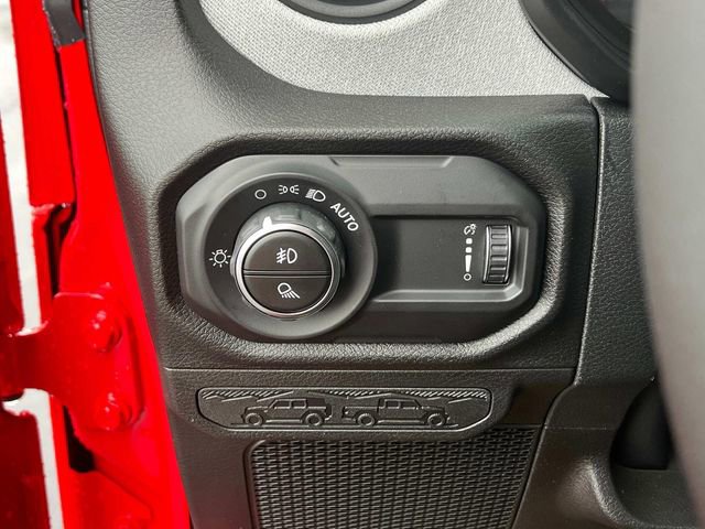 New 2025 Jeep Gladiator Willys image 22