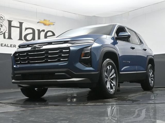New 2026 Chevrolet Equinox LT w/ Safety and Technology Package FWD image 4