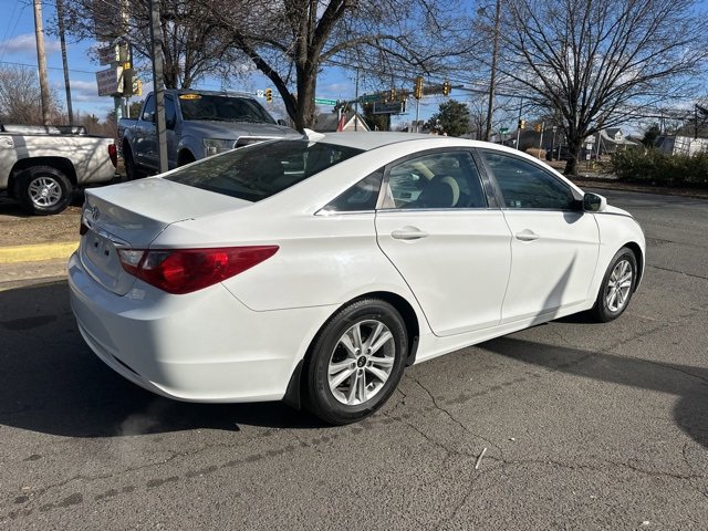 Used 2013 Hyundai Sonata GLS w/ Popular Equipment Pkg image 4
