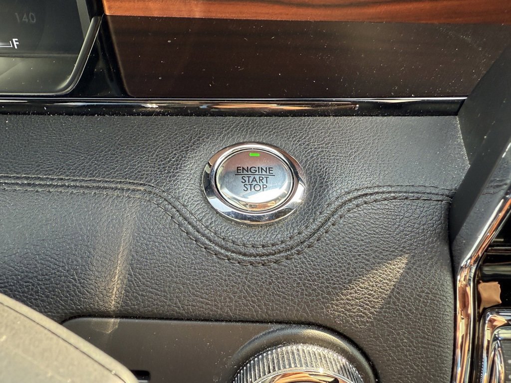 Used 2020 Lincoln Navigator Reserve w/ Luxury Package image 33