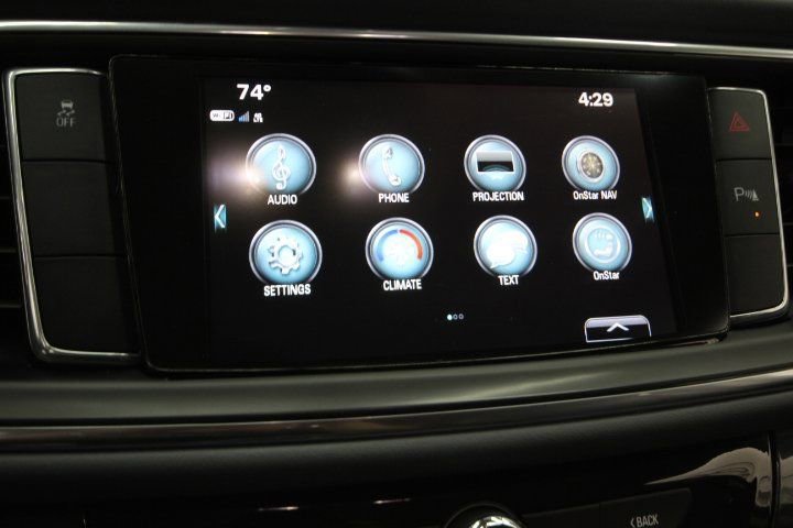 Used 2019 Buick Enclave Essence image 16