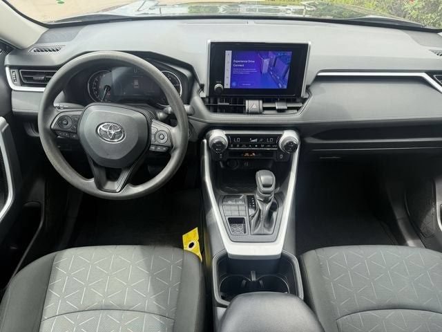 Used 2023 Toyota RAV4 XLE AWD/4WD image 9