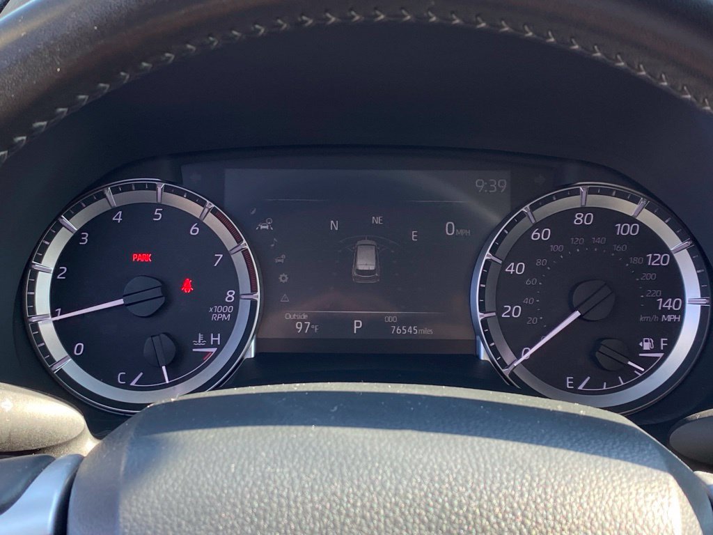 Used 2025 Toyota Highlander XLE AWD/4WD image 15