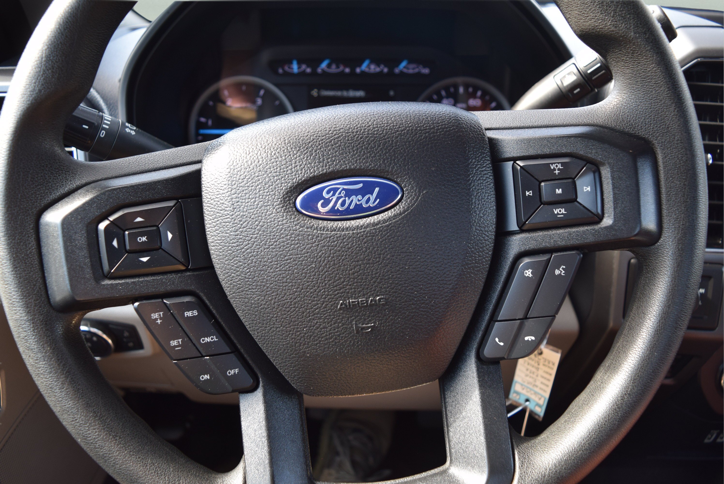 Certified 2019 Ford F350 XLT w/ XLT Value Package AWD/4WD image 10