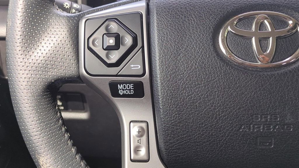 Used 2017 Toyota 4Runner SR5 image 19