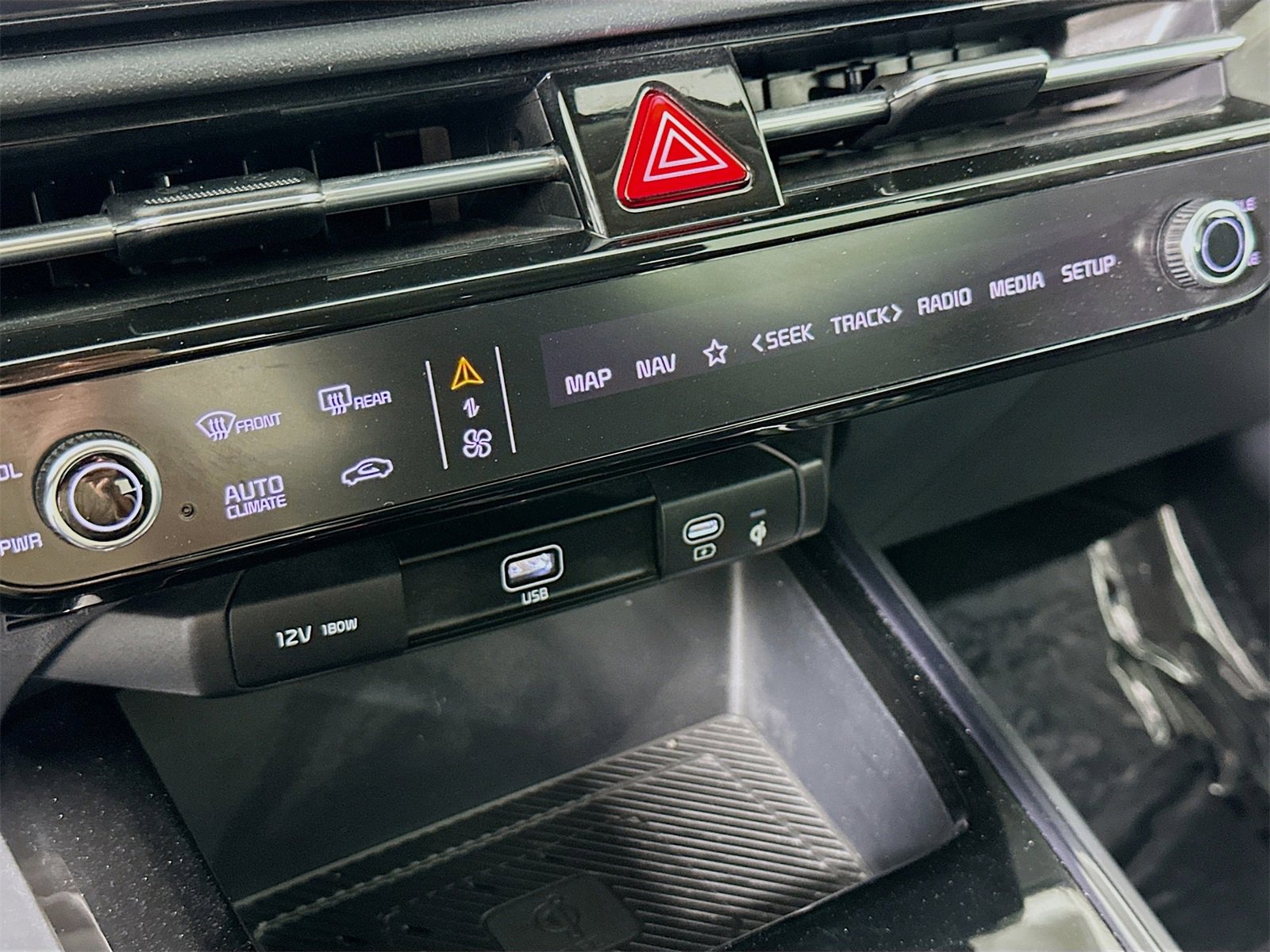 Used 2024 Kia Niro Wind image 16